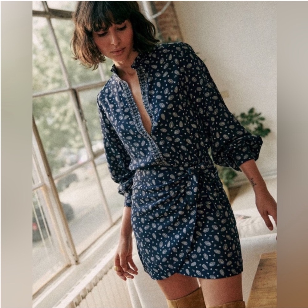 SEZANE Capri Mini Dress Navy Blue Paisley Floral Printed Ruched Long Sleeve